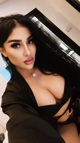 Eş Gibi Davranan Ankara Escort İlayda